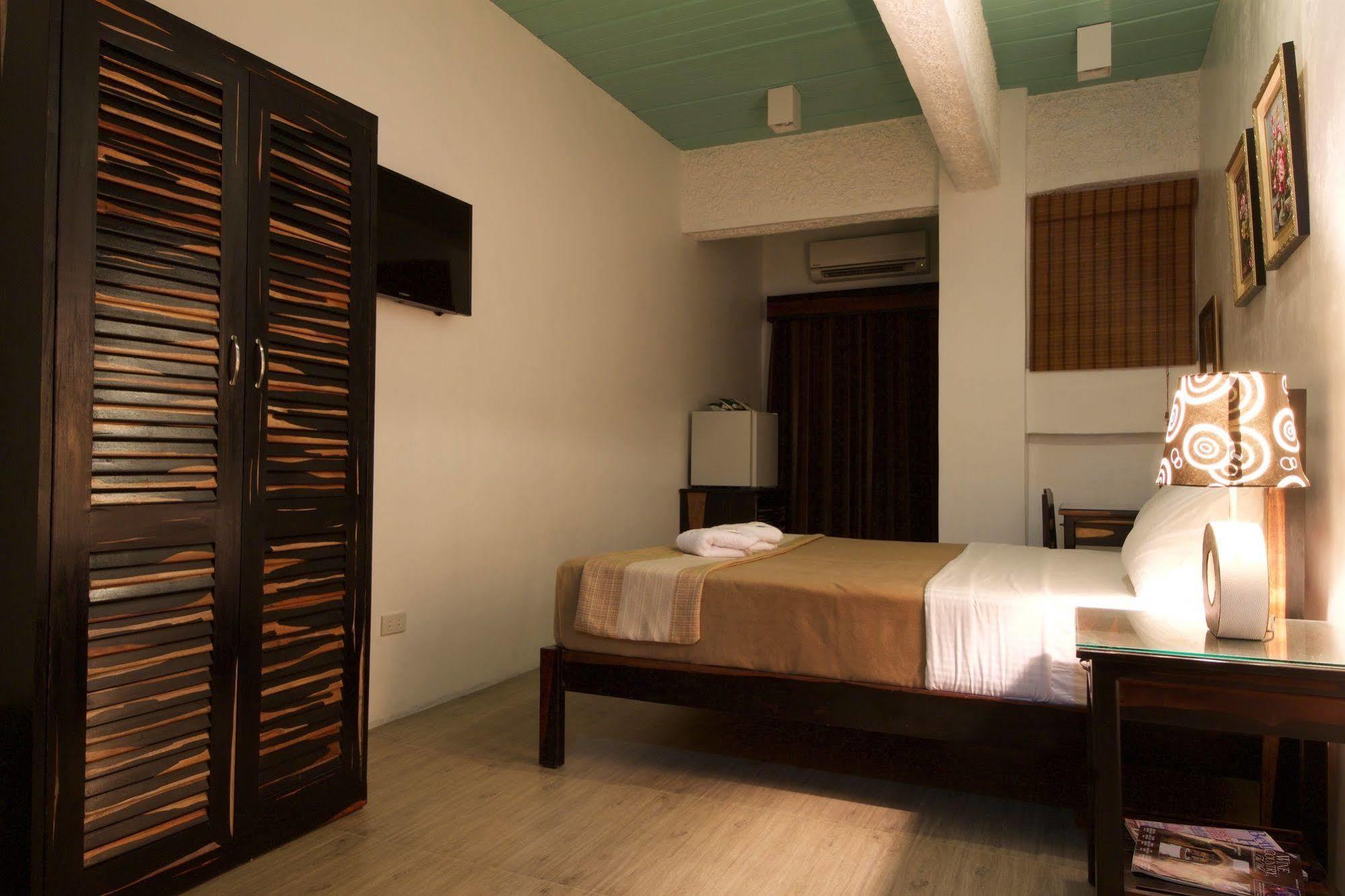 Ala Amid Bed And Breakfast Puerto Princesa Luaran gambar