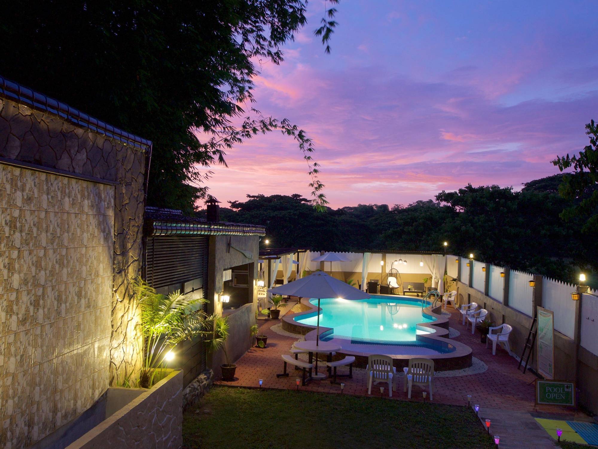 Ala Amid Bed And Breakfast Puerto Princesa Luaran gambar